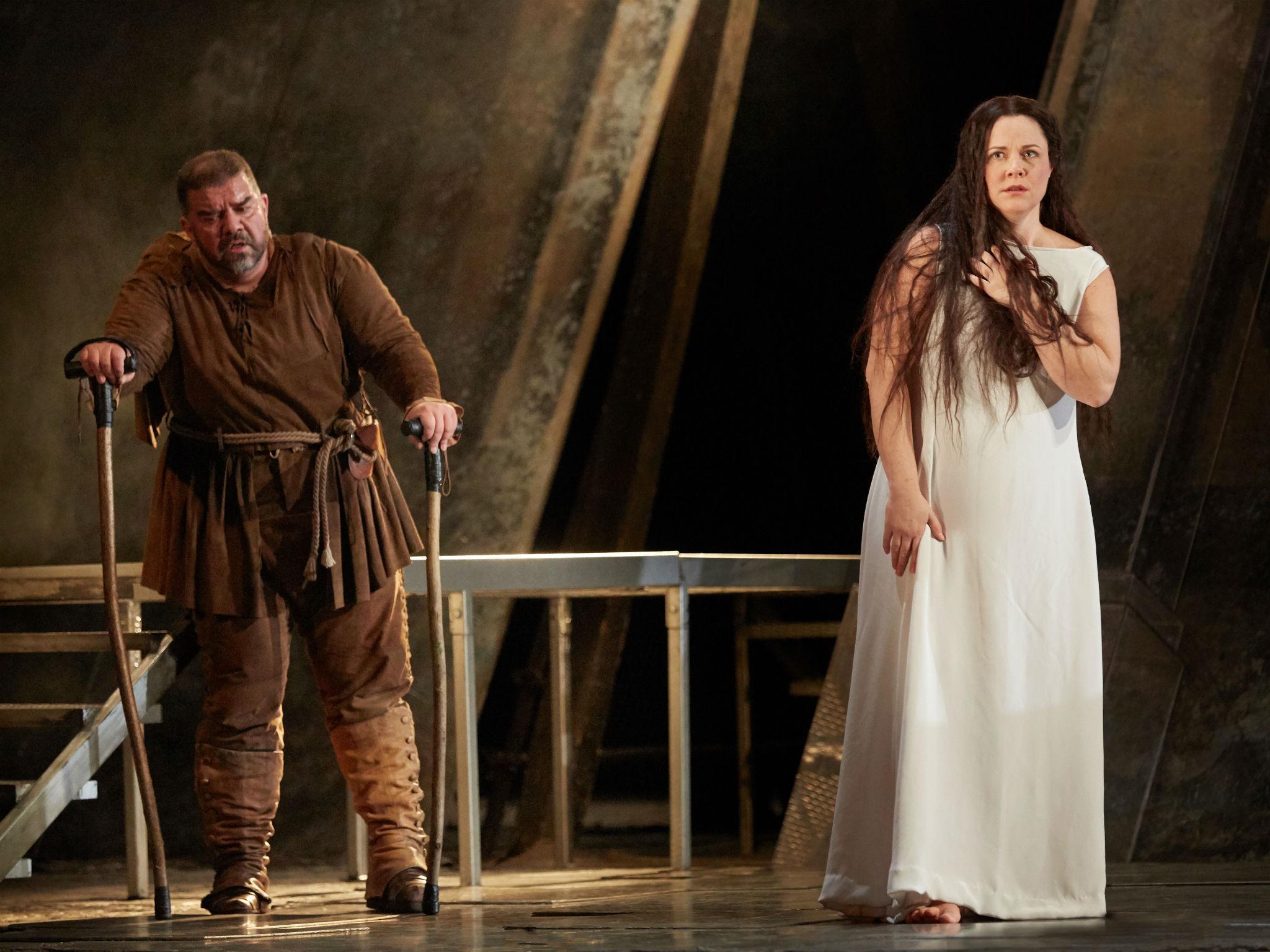 Dimitri Platanias and Sofia Fomina are both on form, but there is something amiss in this production of Verdi's perennial