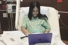 Photo of girl finishing her college exam while in labour goes viral