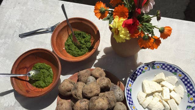 Inside The Peruvian Cooking Class That Masters Inca Potato Baking The Independent The Independent