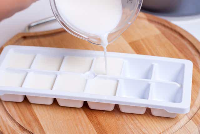 Milk cubes: a fun, frozen alternative 