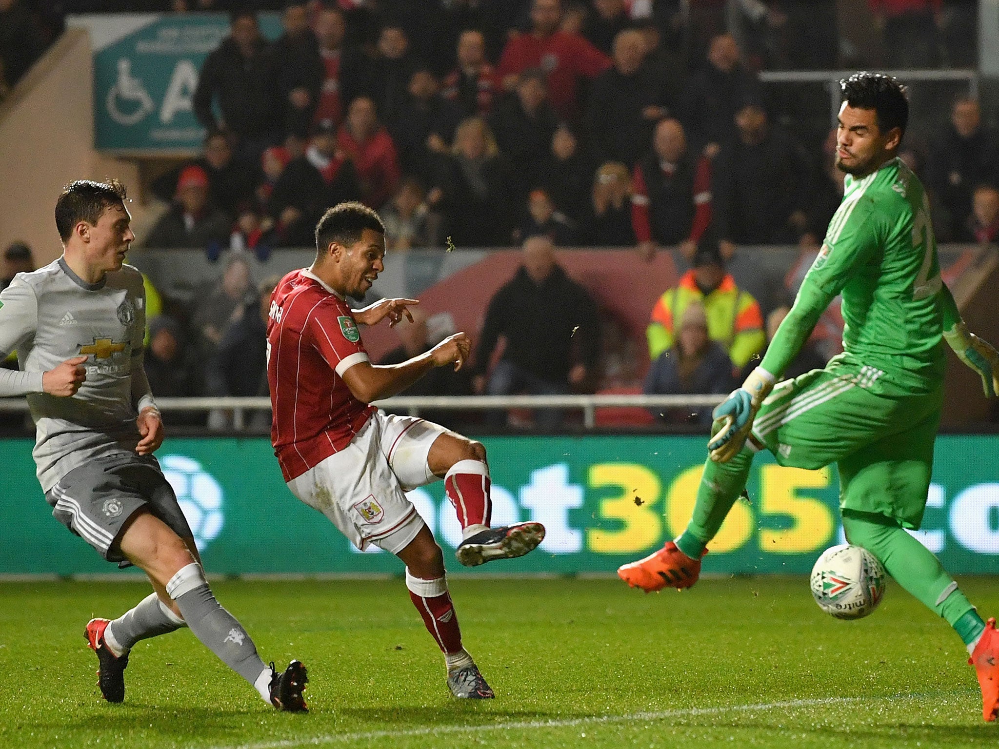 Korey Smith hits home the winner for Bristol City