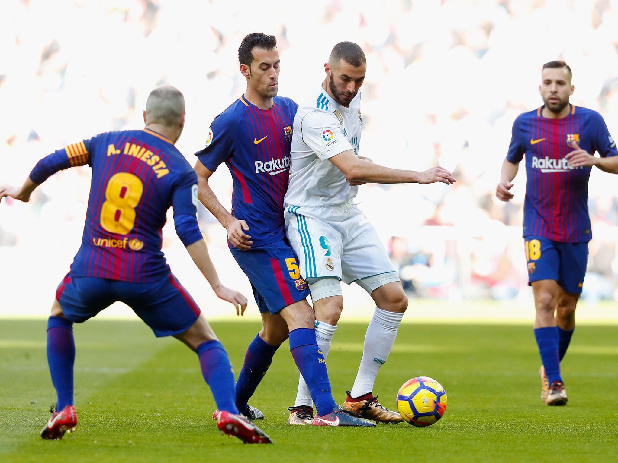 Benzema failed to hit the target