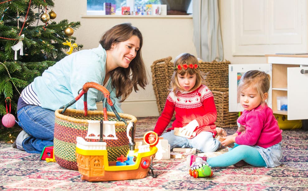 'UK's most frugal mother' went nearly one year without buying anything