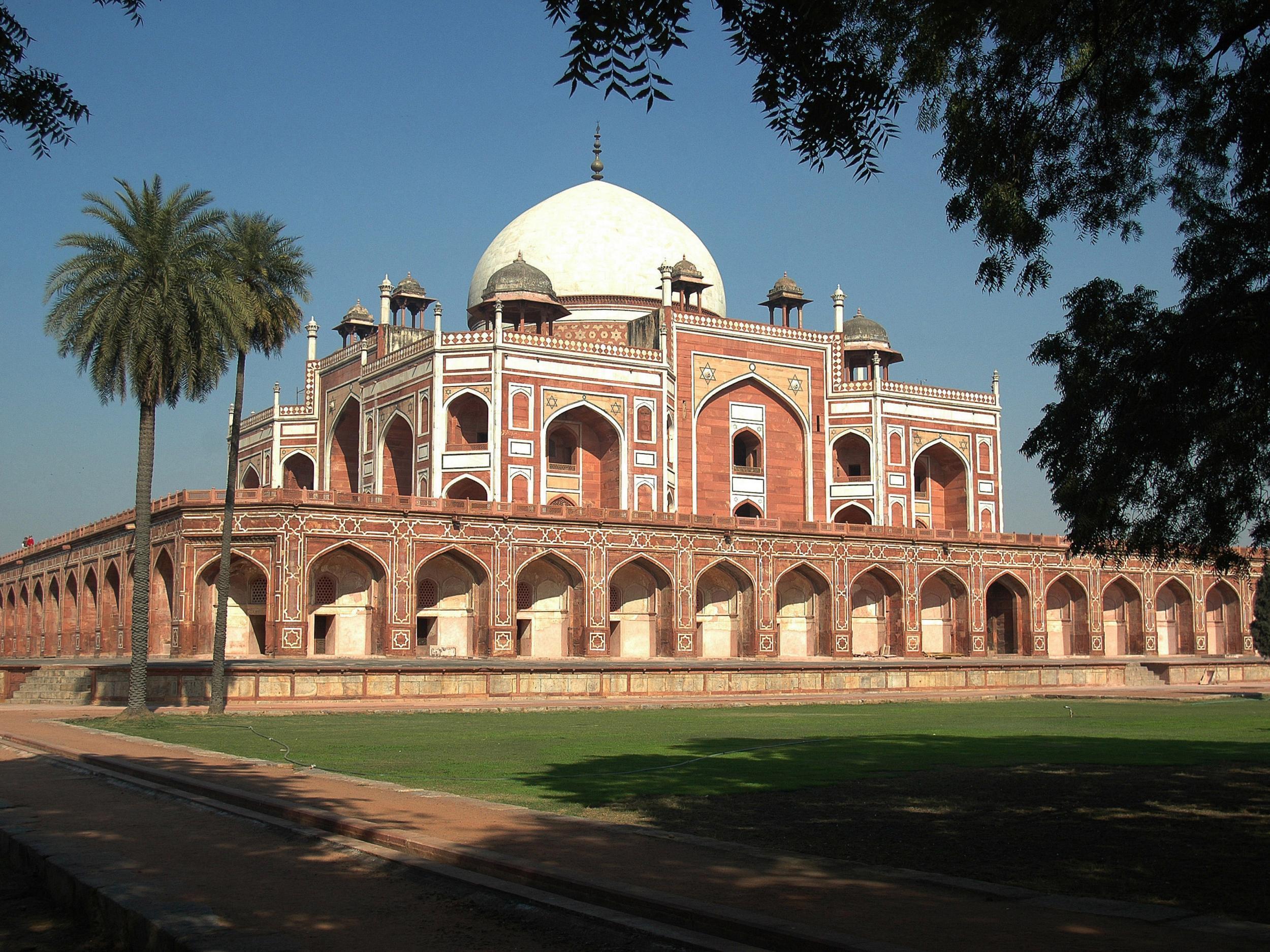 Humayun’s Tomb is a Unesco site