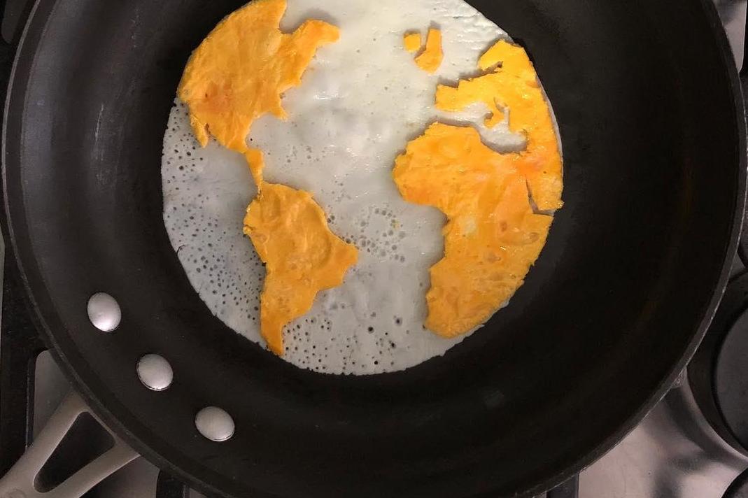 Student turns fried eggs into works of art on Instagram The