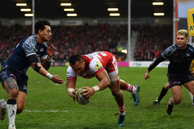 David Halaifonua dives over to score Gloucester's first try