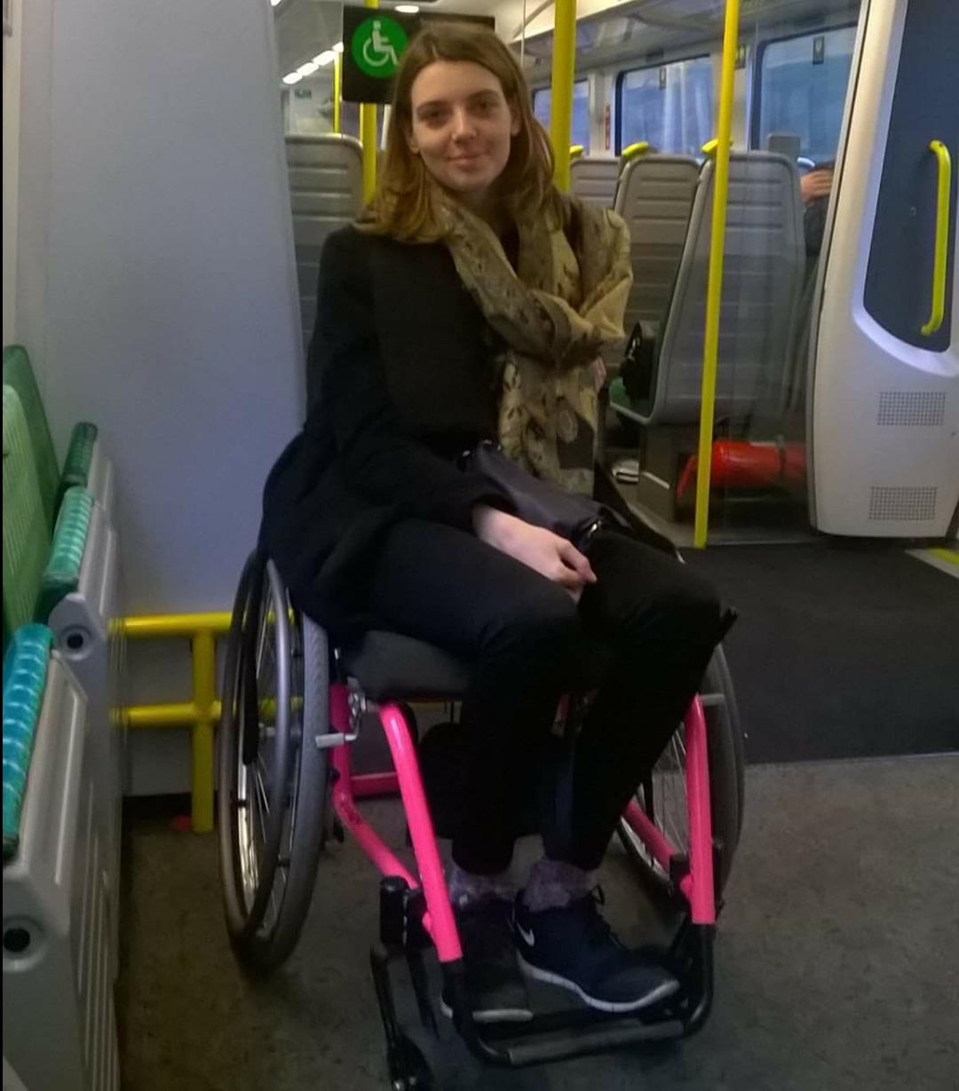 Allport-Grantham uses a wheelchair to manage long distances