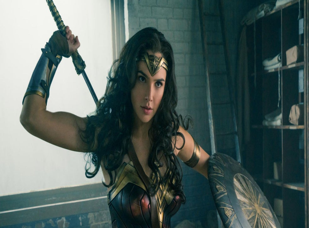 Gal Gadot’s non-response to James Cameron's bad 'Wonder Woman' take was ...