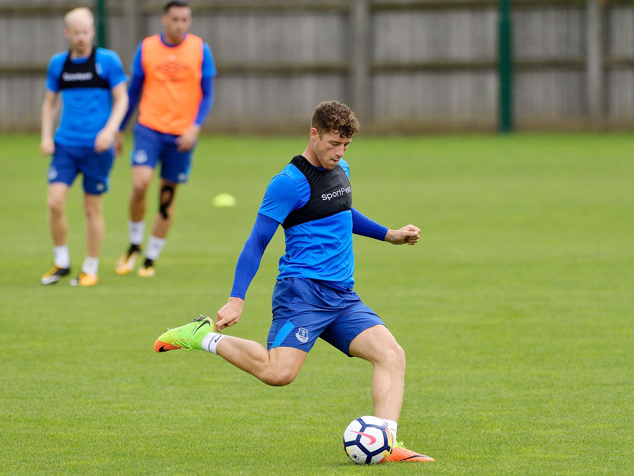 Gary Cahill praised his new teammate as a 'phenomenal signing'