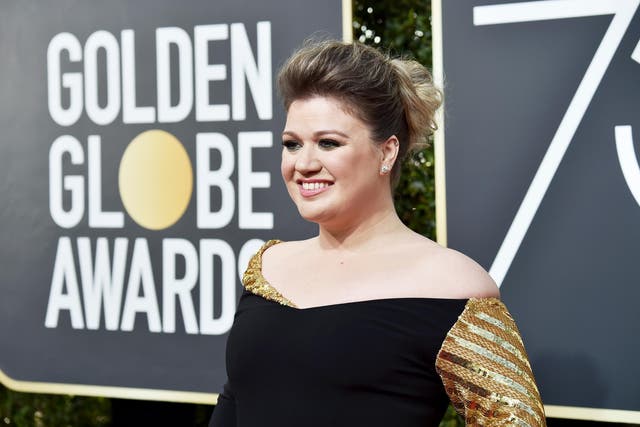 Singer Kelly Clarkson attends The 75th Annual Golden Globe Awards at The Beverly Hilton Hotel on January 7, 2018 in Beverly Hills, California. Credit: Frazer Harrison/Getty Images.