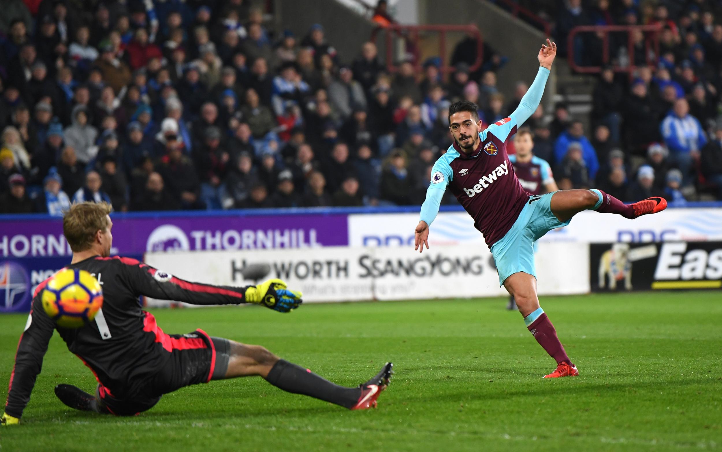 Lanzini sealed the points with a second-half brace (Getty)