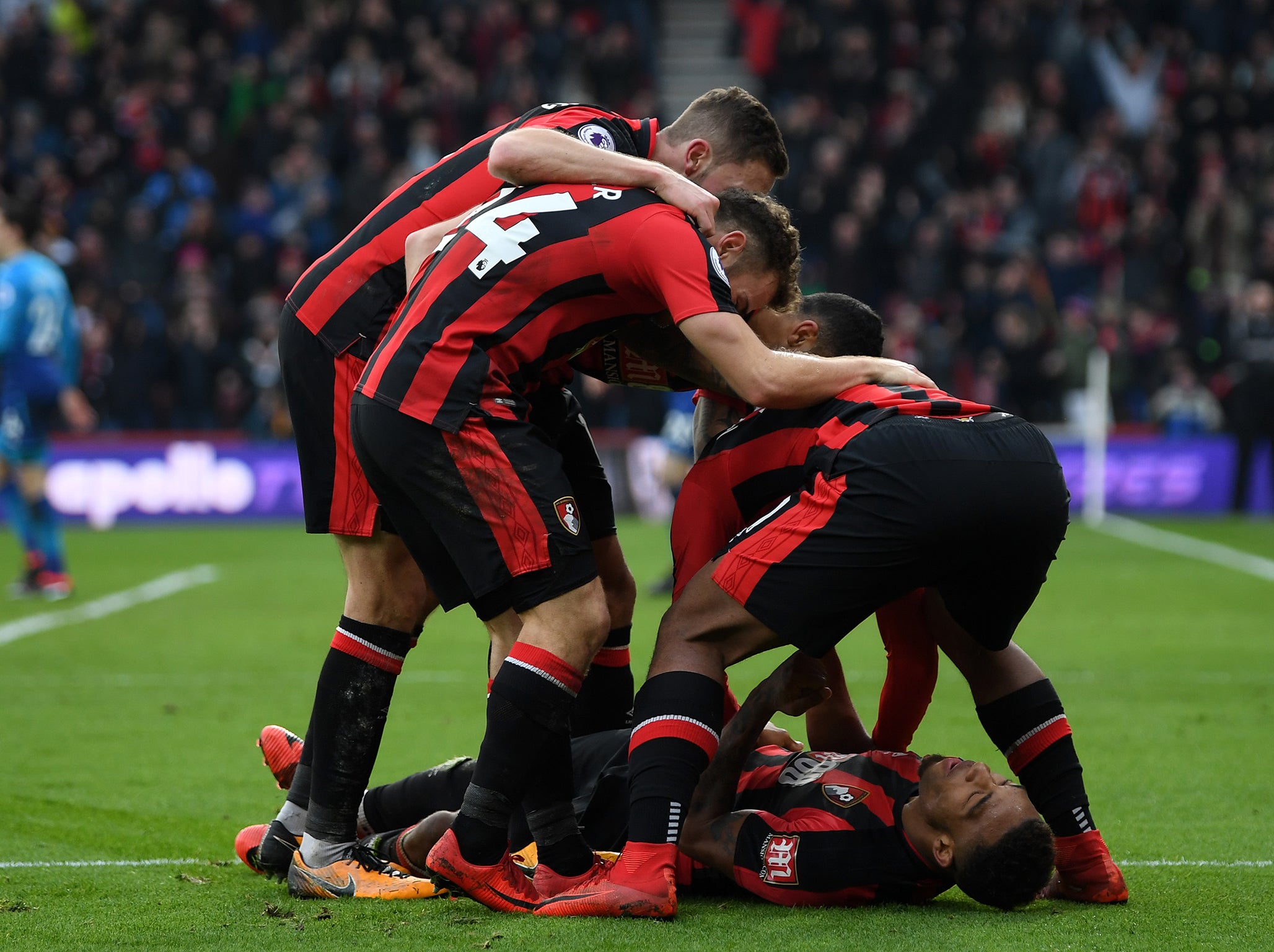 Ibe celebrates his goal