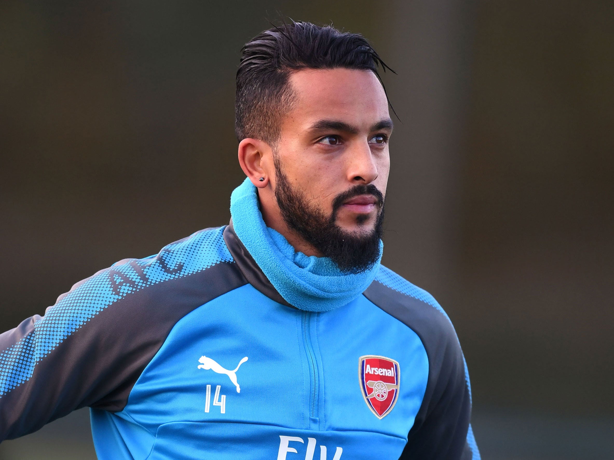 Arsenal winger Theo Walcott undergoes medical at Everton ahead of £20m