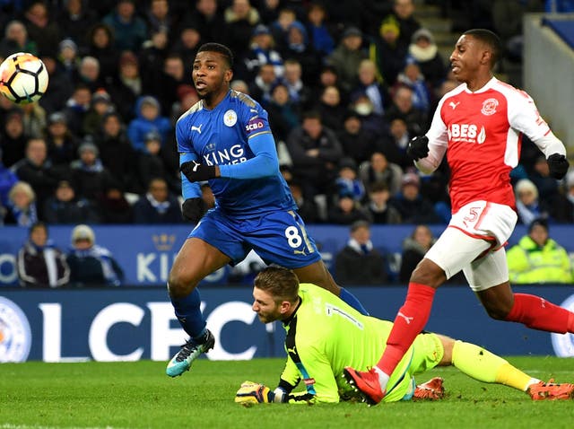 Kelechi Iheanacho scores Leicester's second goal of the tie