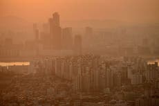 Seoul offers free public transport to reduce air pollution
