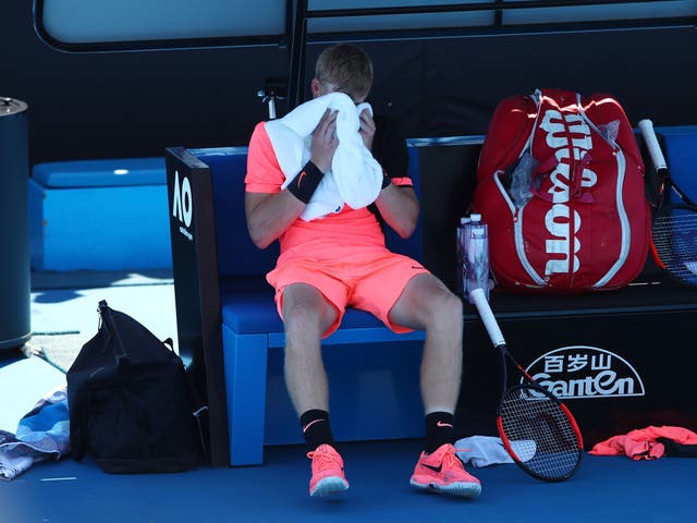 Both players struggled to cope with the extreme heat in Melbourne