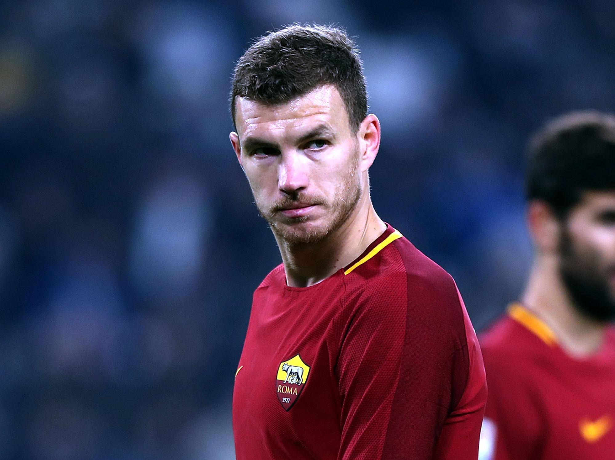 Chelsea want the 31-year-old Roma striker to provide depth
