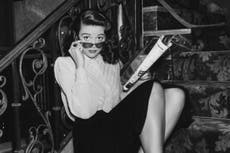 Star Wars And Hunger Games Producer Allison Shearmur Dies Aged 54 The Independent The Independent Shearnur was a quadruplet and is survived by her siblings, parents, husband, son, and daughter. star wars and hunger games producer