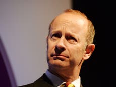 Ukip unanimously backs vote of no confidence in leader Henry Bolton