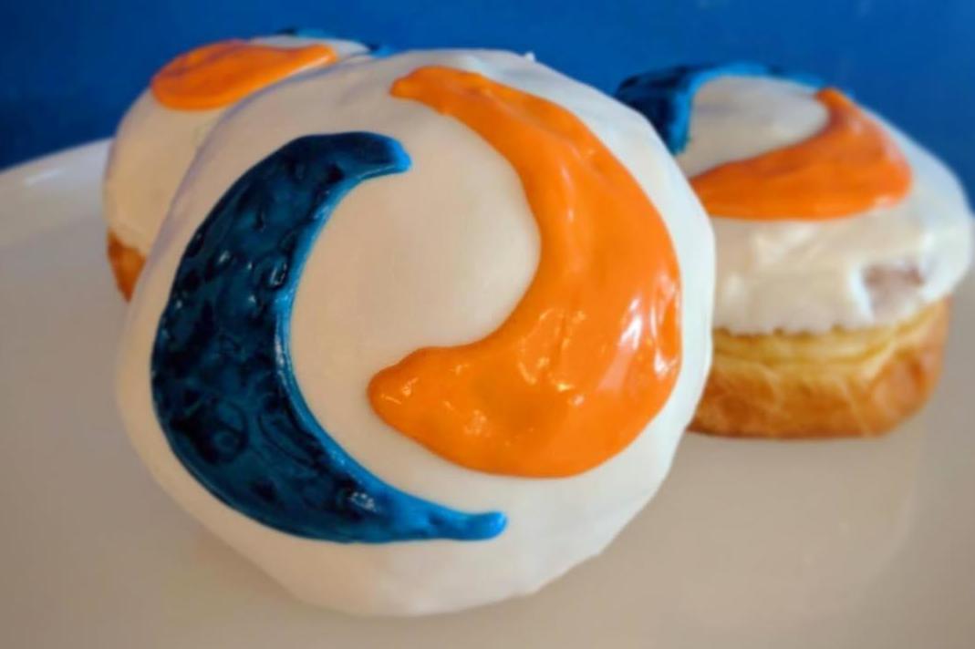 Bakery creates 'Tide Pod' doughnuts as safe alternative to dangerous