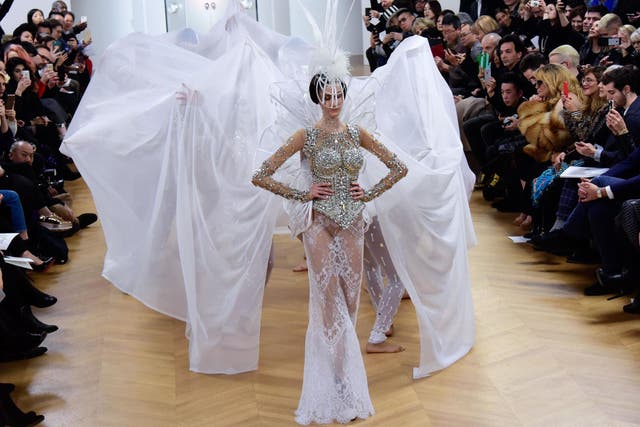 ‘Naked’ wedding dress baffles at Paris Couture Fashion Week | The ...