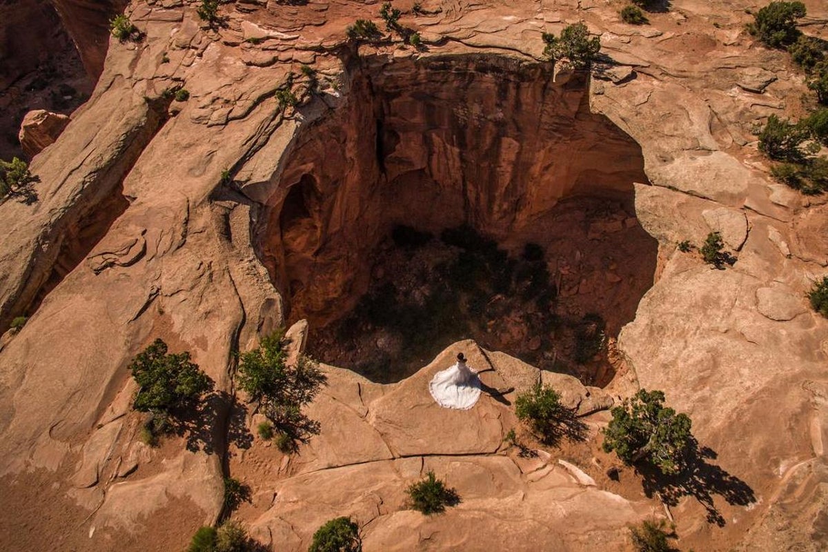 Lodi Couple's Viral Wedding Photos Show Ceremony 400 Feet Above Canyon