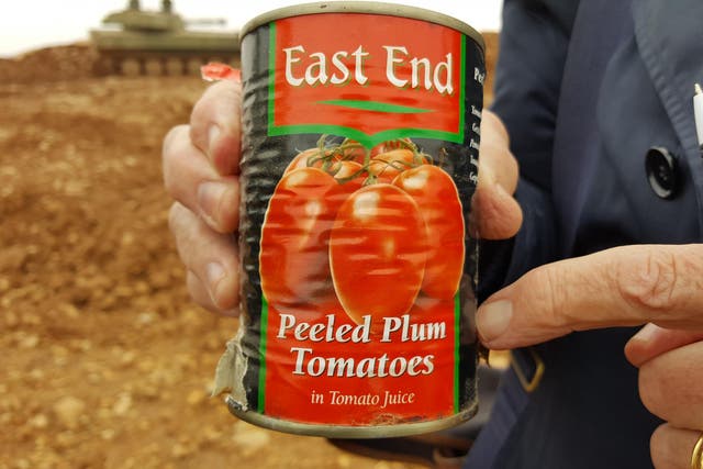 Front label of peeled plum tomatoes from UK 