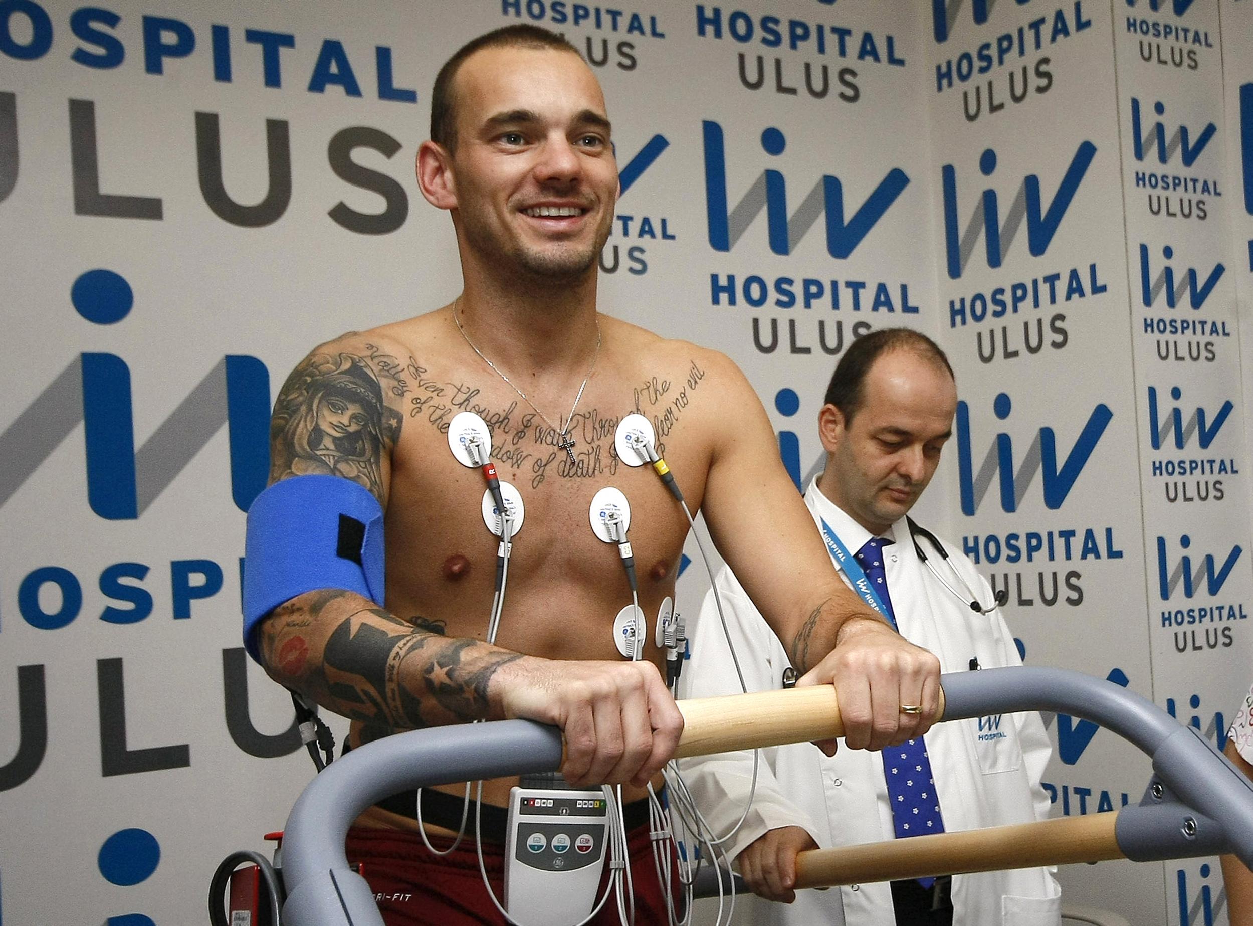 Footballers are usually quadriceps dominant, which in turn means they may suffer as a result of under conditioned hamstring muscles. Therefore, identifying those weaknesses during a medical and looking at the characteristics between these paired muscles is key to spotting potential weaknesses which may be present from a previous injury or could even help identify a potential injury which may occur in the future.
<br></br>
Another problem we see in footballers is weak glutes. The glutes are the muscles which extend over the hips and around the bottom. It is a large muscle group and if not engaged effectively, can result in more strain on the other muscles.  It has a big role to play and is often overlooked.
<br></br>