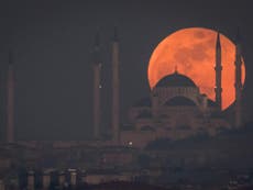 Why this blood moon is going to last so long