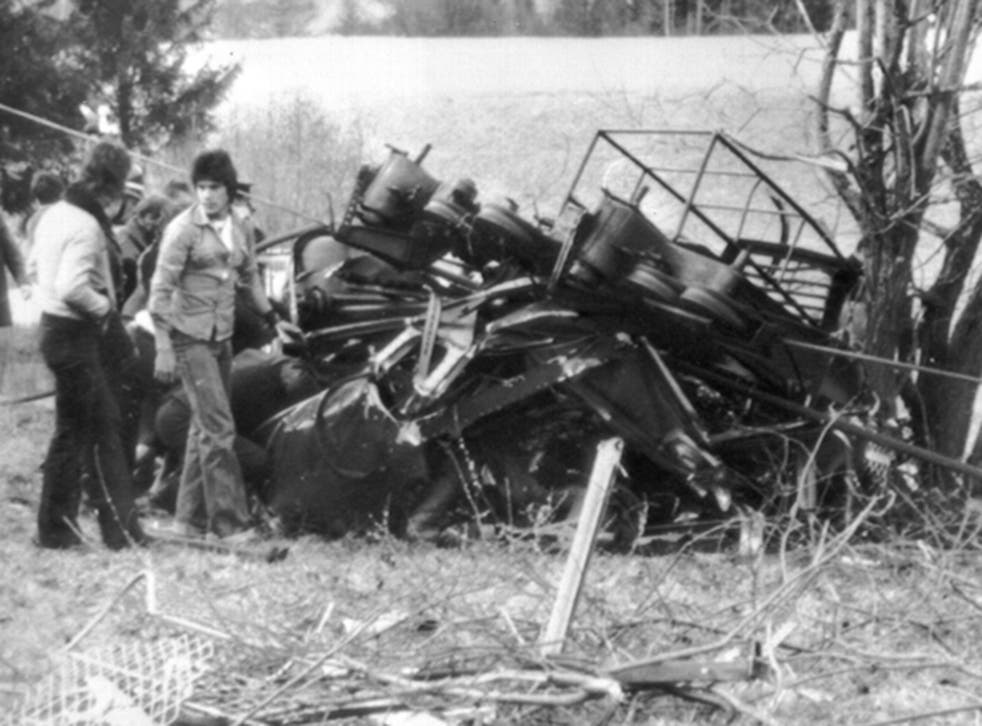 Accident Telepherique Cavalese Desastre De Telepherique Accident Telepherique Cavalese Desastre De Telepherique