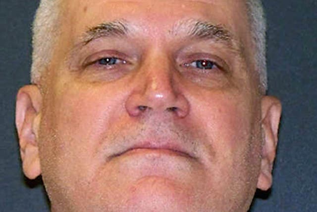 Former Dallas accountant, John David Battaglia, was put to death Thursday night in Texas for fatally shooting his two young daughters while their mother listened helplessly on the phone