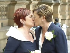 Abbott attends sister’s same-sex wedding after campaign against them