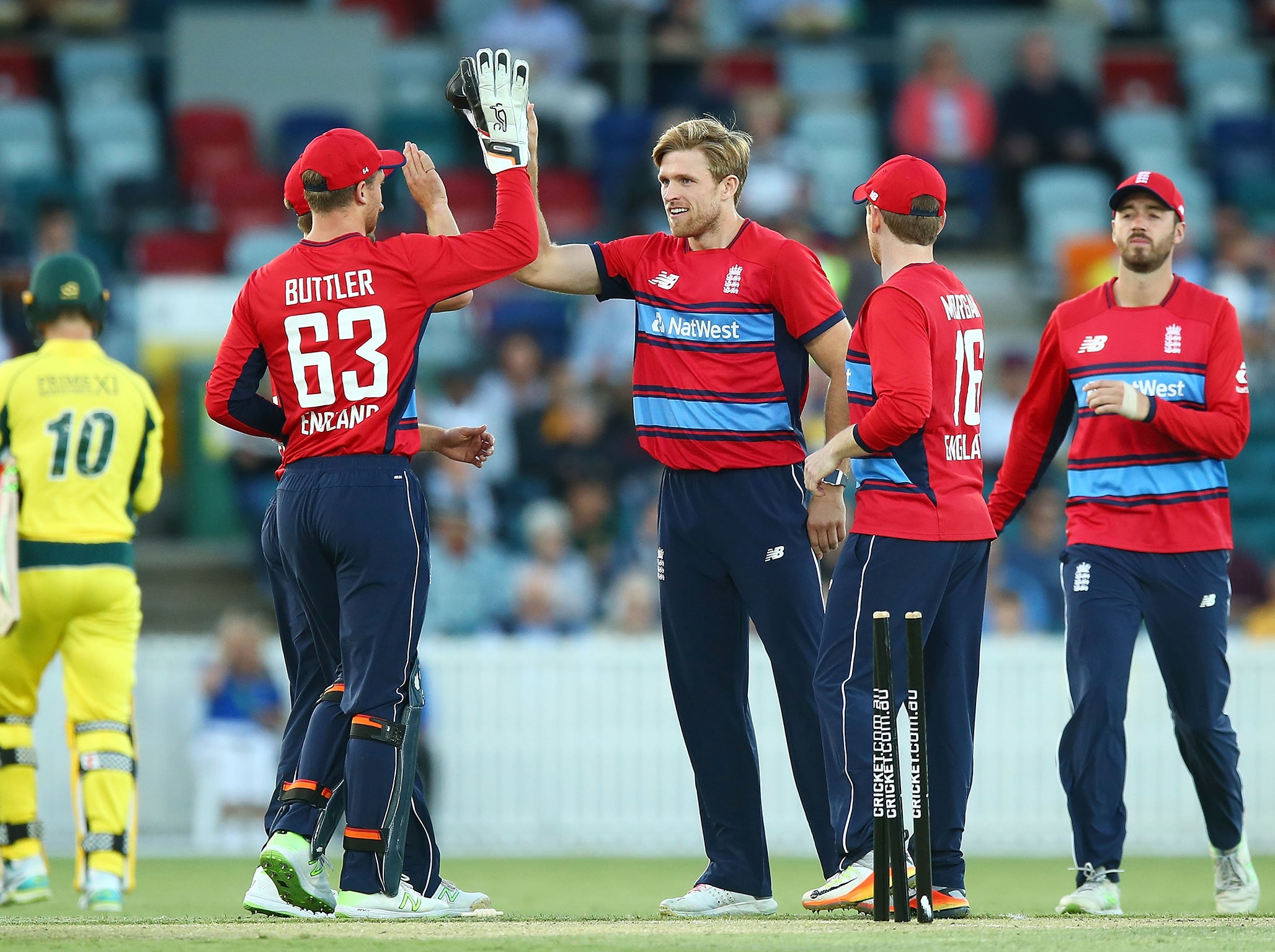 England strolled to victory