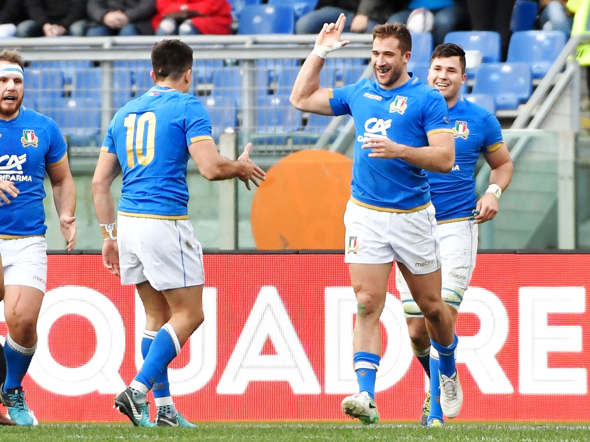 Italy responded to Anthony Watson's back-to-back tries through Tommaso Benvenuti