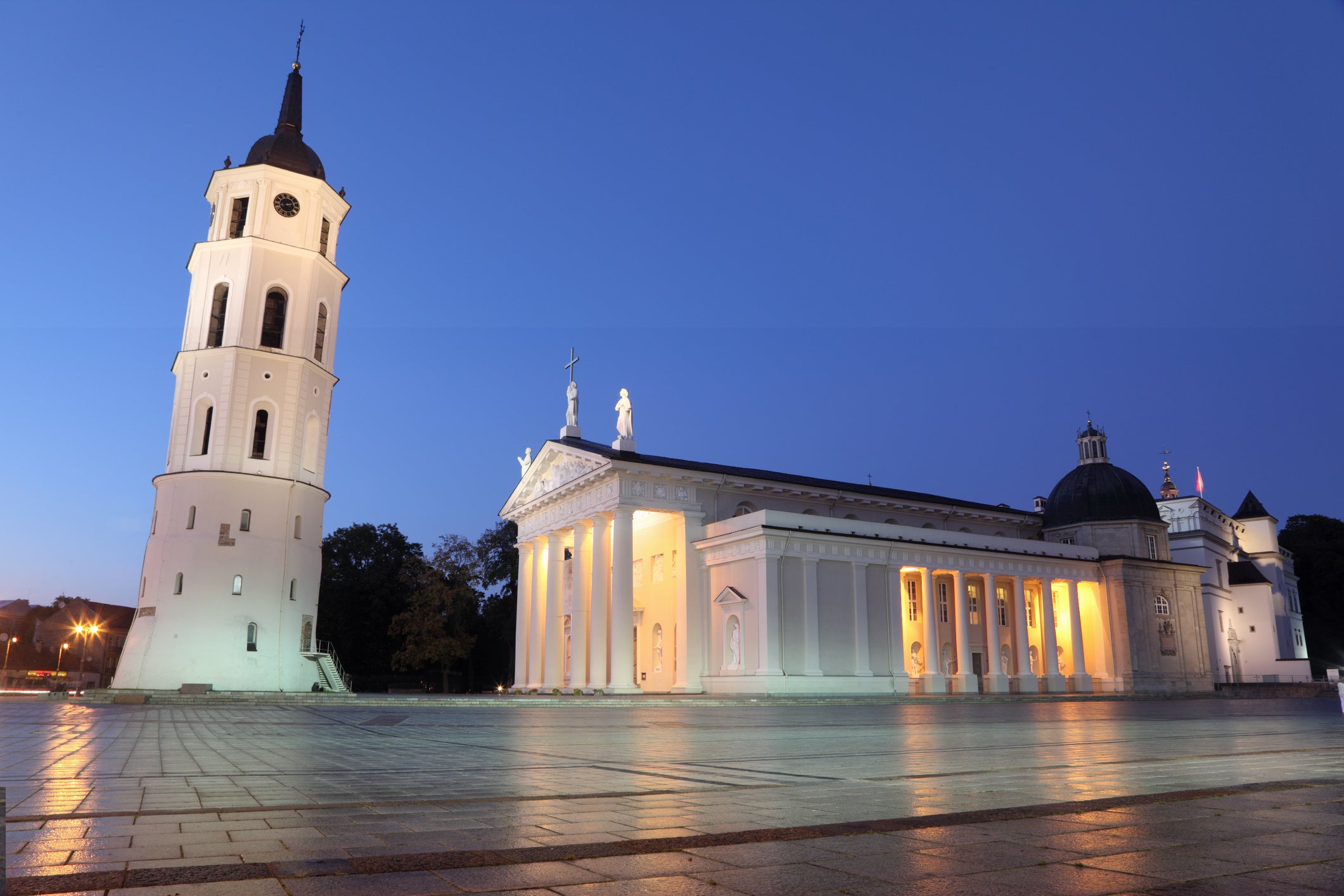 Vilnius’s pretty Cathedral Square (Getty Images/trait2lumiere)