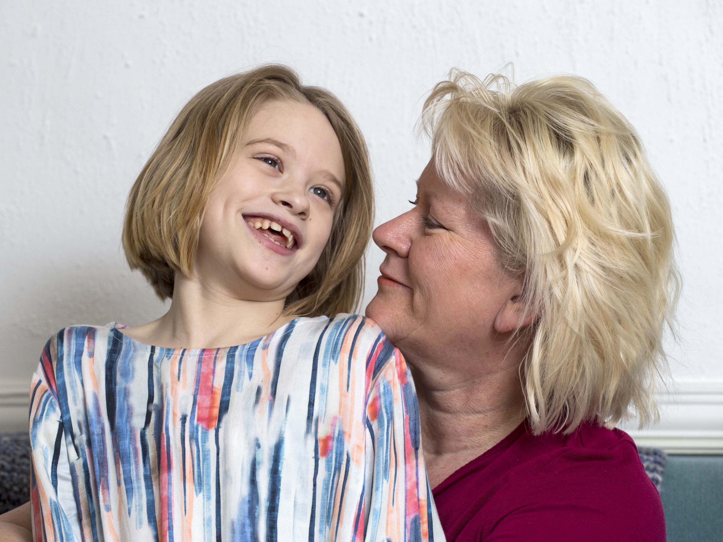 Bella Mildon with her mother Samantha