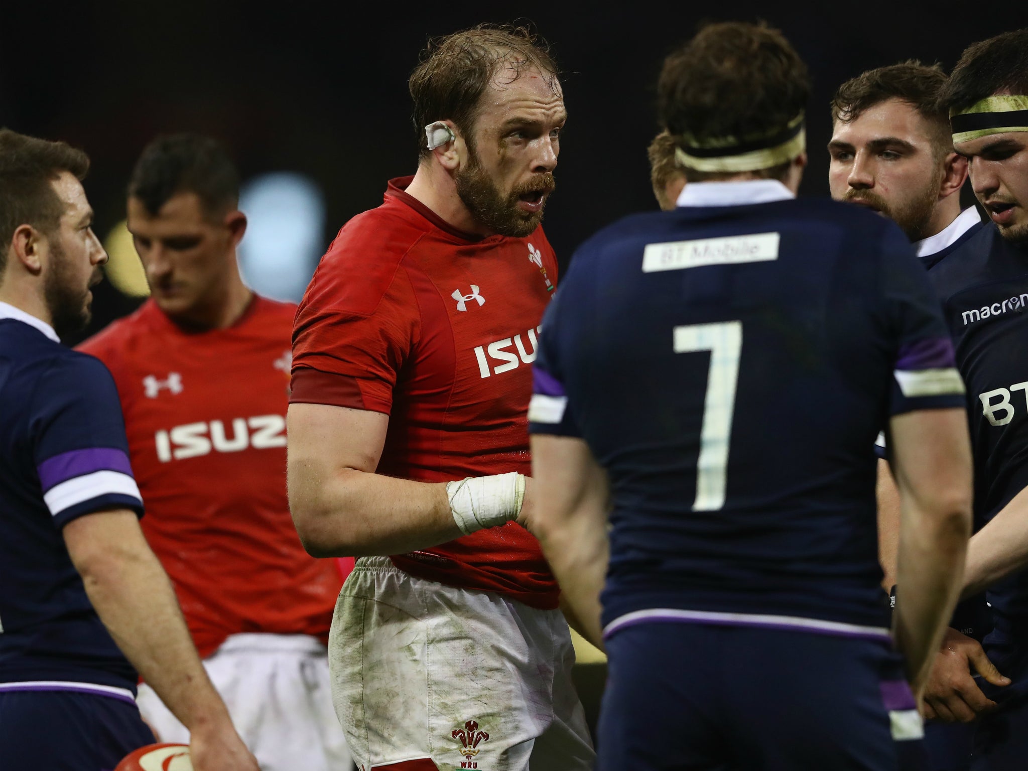 Alun Wyn Jones has been accused of trying to influence the referee