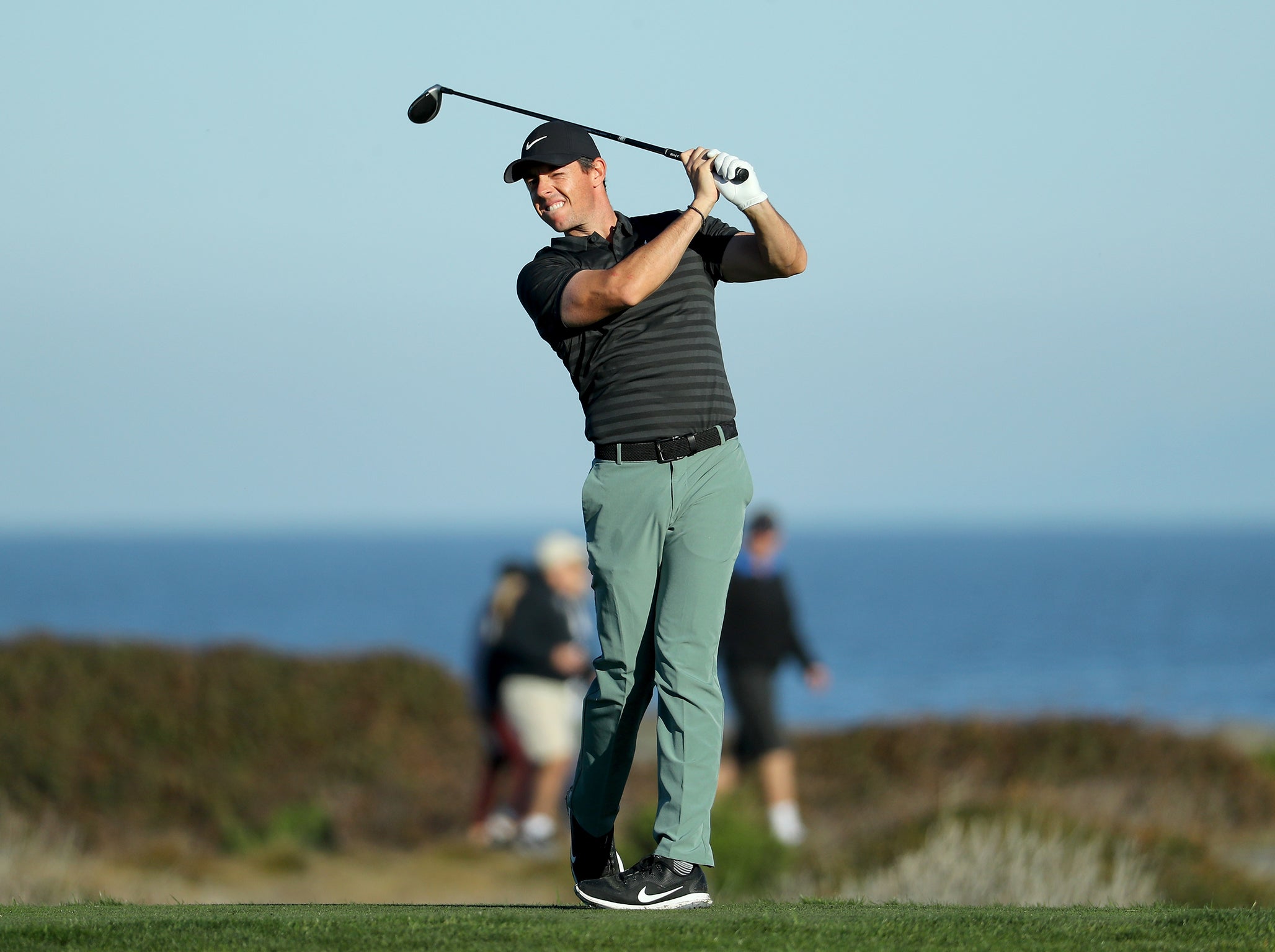 Rory McIlroy double-bogey at the par-four fifth