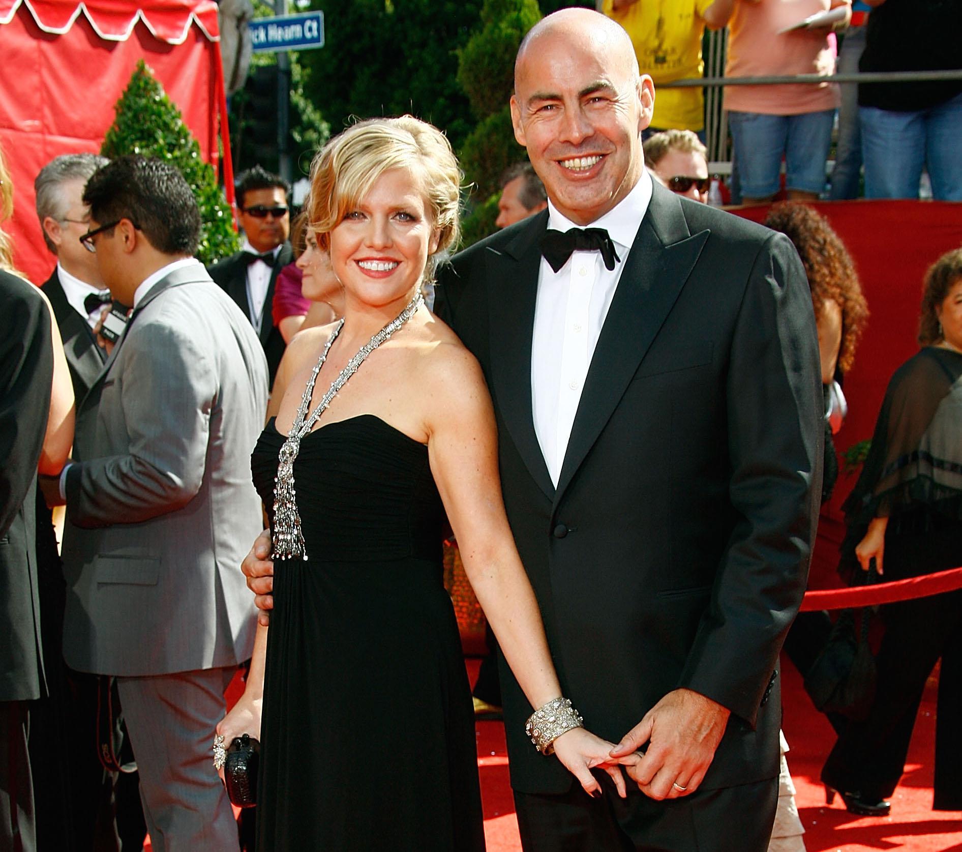 Ashley Jensen with her late husband Terence Beesley at the 60th Primetime Emmy awards in 2008