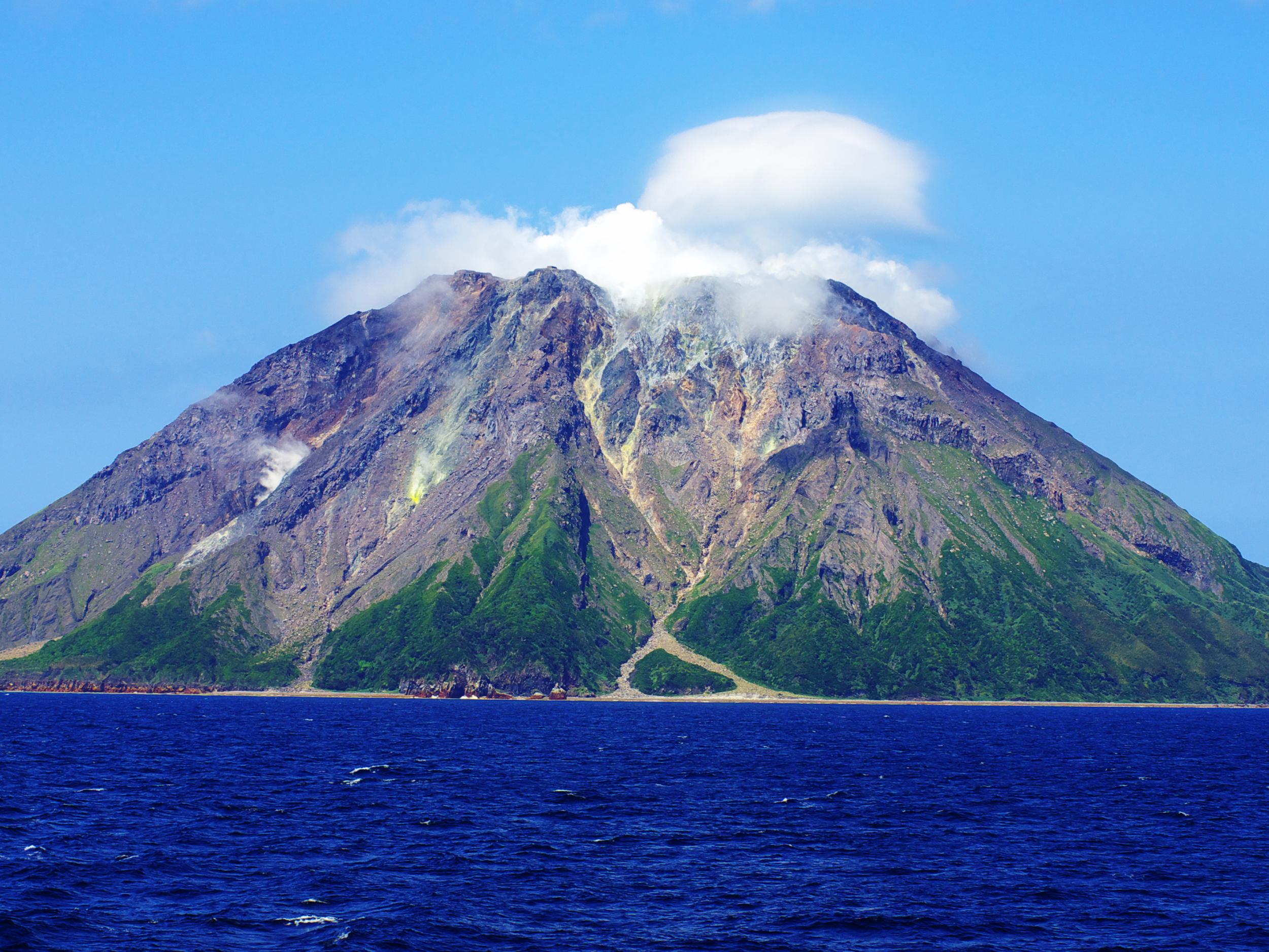 Dome Volcano Examples The Underwater Effects Of Volcanoes FYFD
