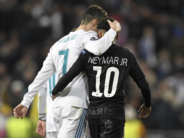 Cristiano Ronaldo và Neymar Jr. đã dạy ta bài học, thiếu là nhiều. Hãy xem những hình ảnh của họ, và tìm hiểu sức mạnh của những trận đấu đơn giản mà hiệu quả. Chúng ta có thể học được rất nhiều từ việc ít hơn mà đạt được nhiều hơn trong cuộc sống.