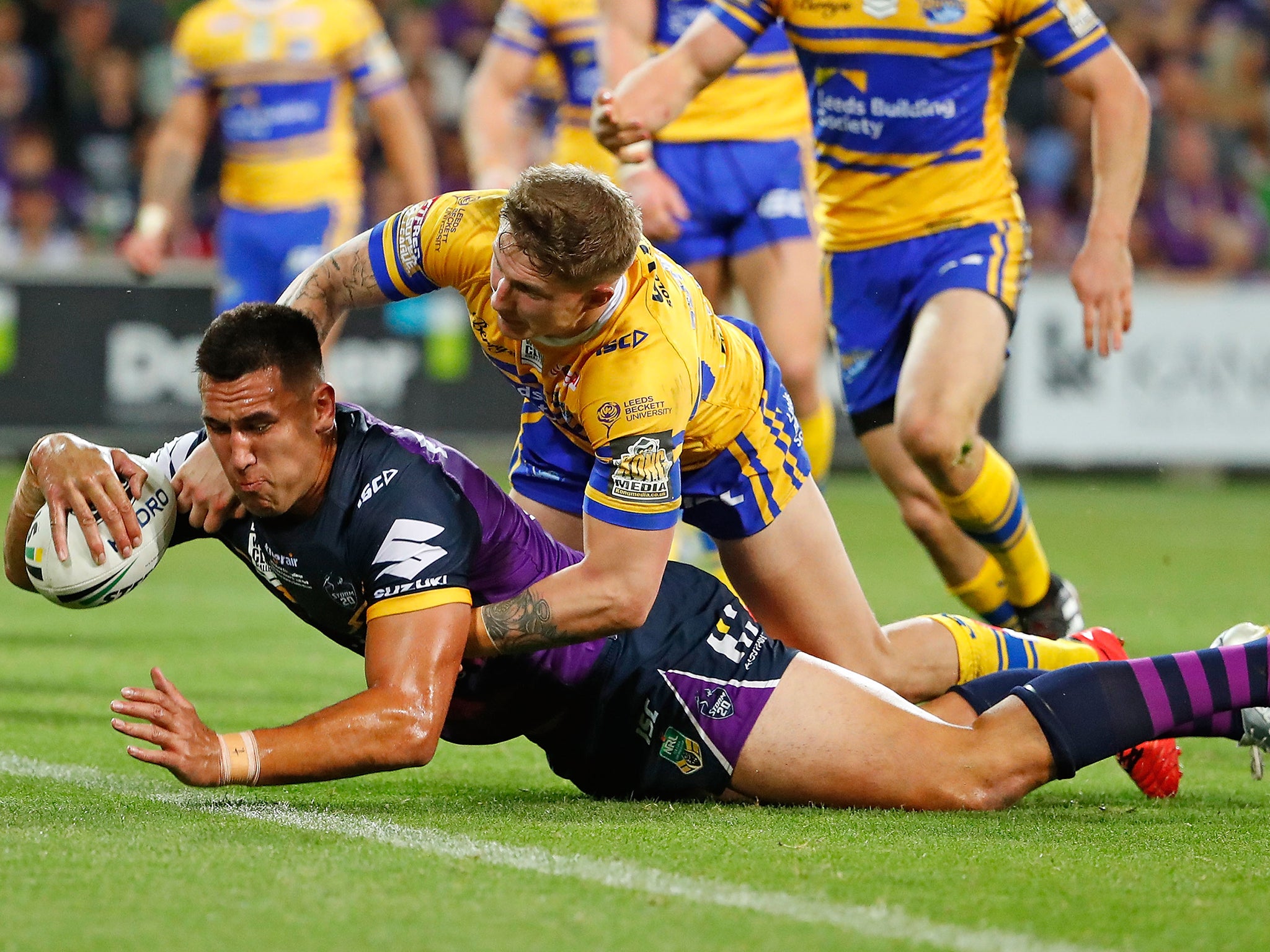 Nelson Asofa-Solomona scores Melbourne's fourth try shortly after half-time