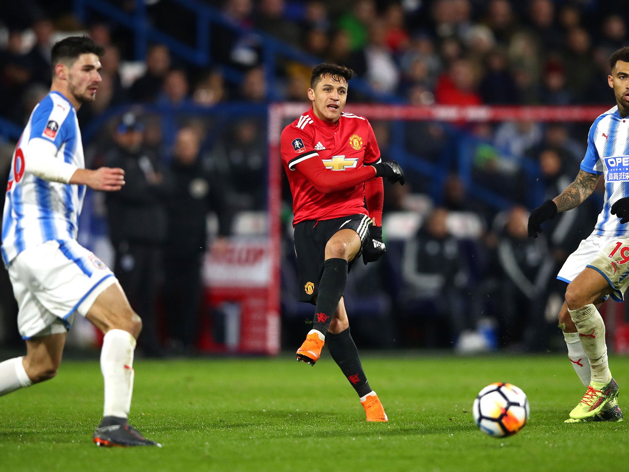 Alexis Sanchez's sublime cutting pass set Lukaku up for his second