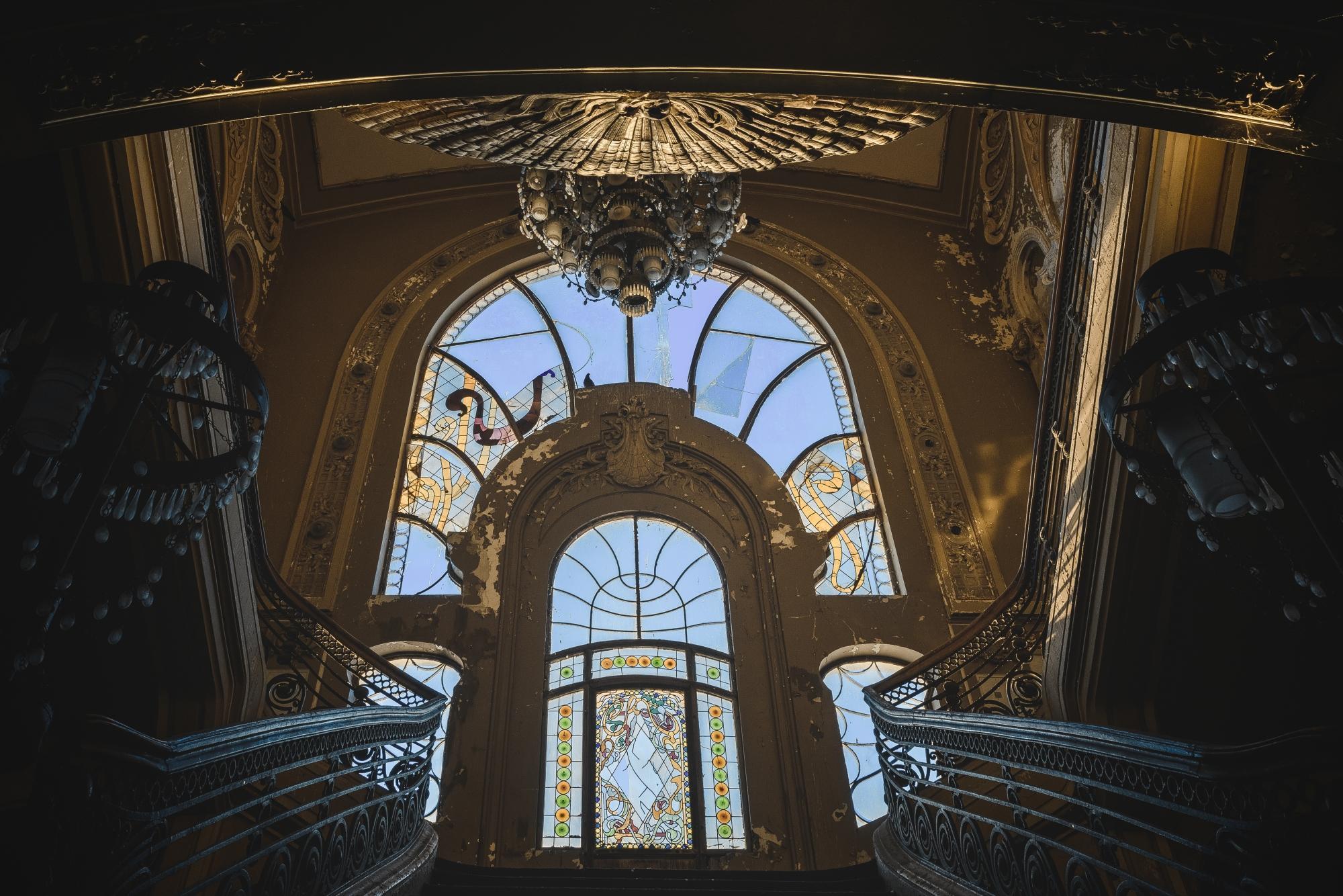 11-interiors-are-still-beautiful-however-though-very-much-ruined-.jpg?width=1368&height=912&fit=bounds&format=pjpg&auto=webp&quality=70