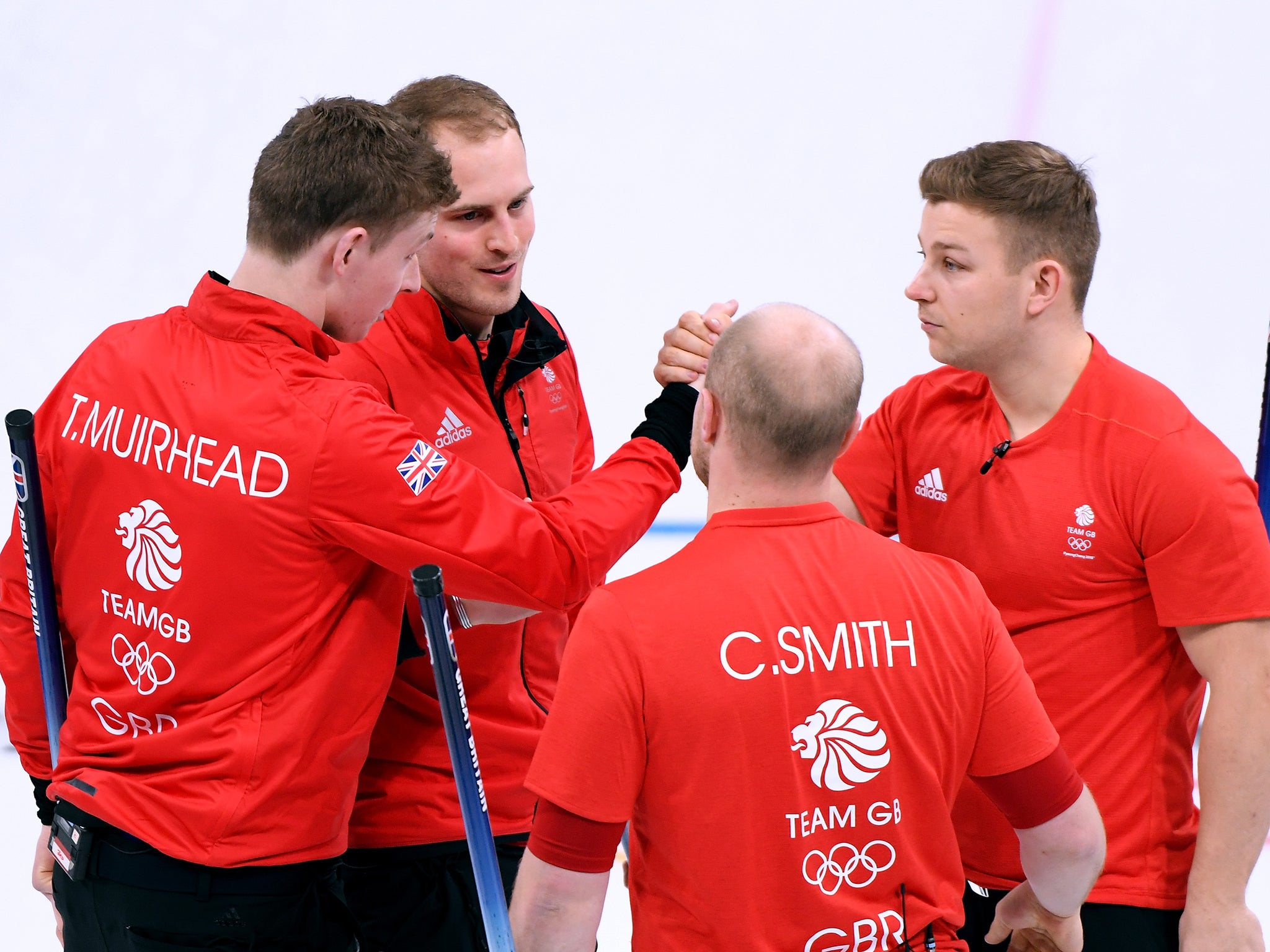 Great Britain's men's curling team thrashed Norway 10-3