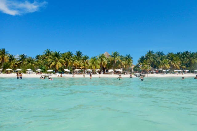 The world's 10 best beaches – from Grace Bay to Playa Norte | The ...