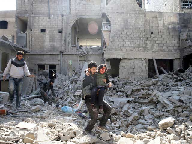 Civilians flee as Ghouta falls under attack