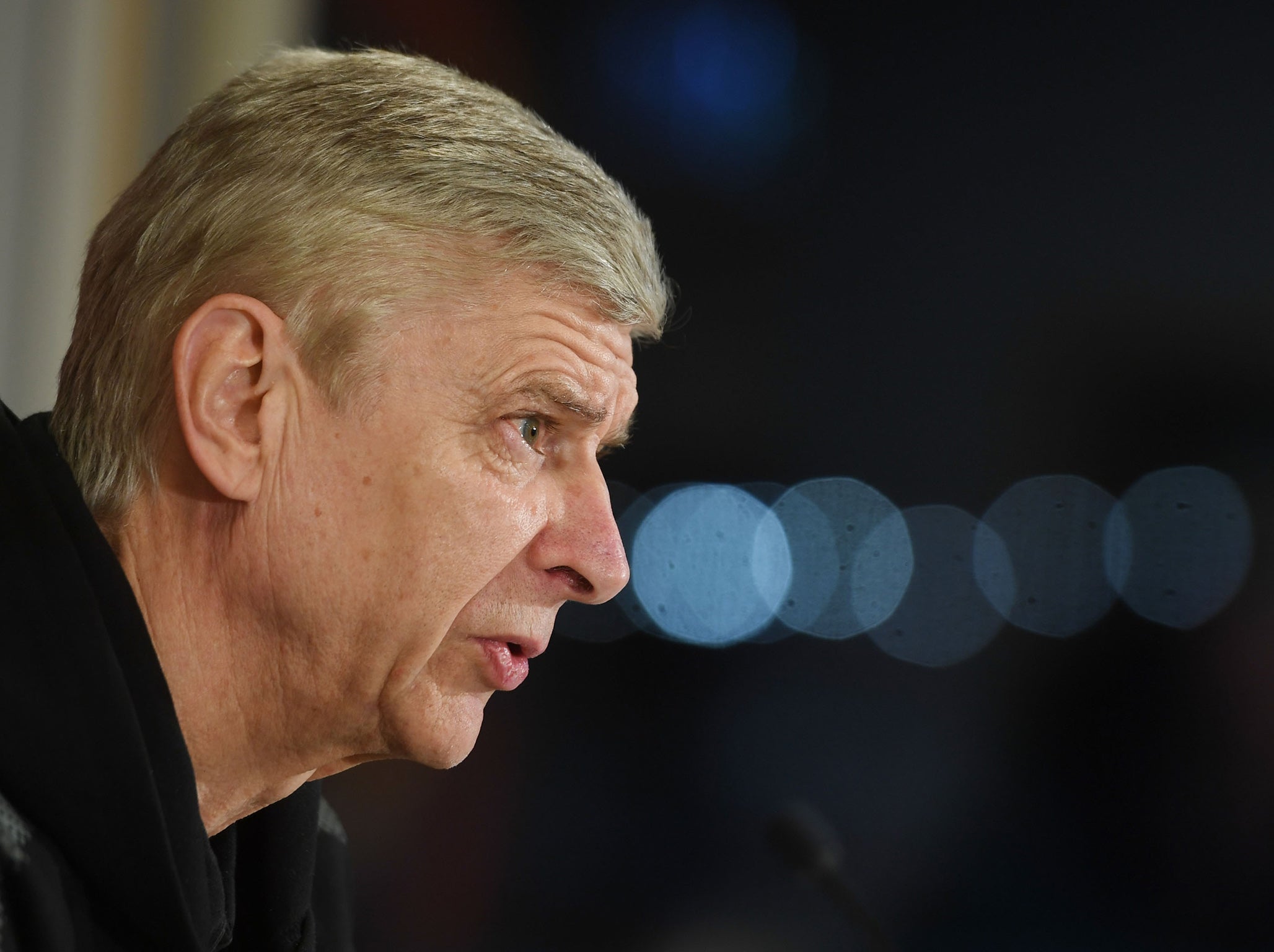 Arsene Wenger must decide which competition to prioritise