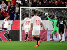 De Gea’s stunning save helps United claim draw with wasteful Sevilla