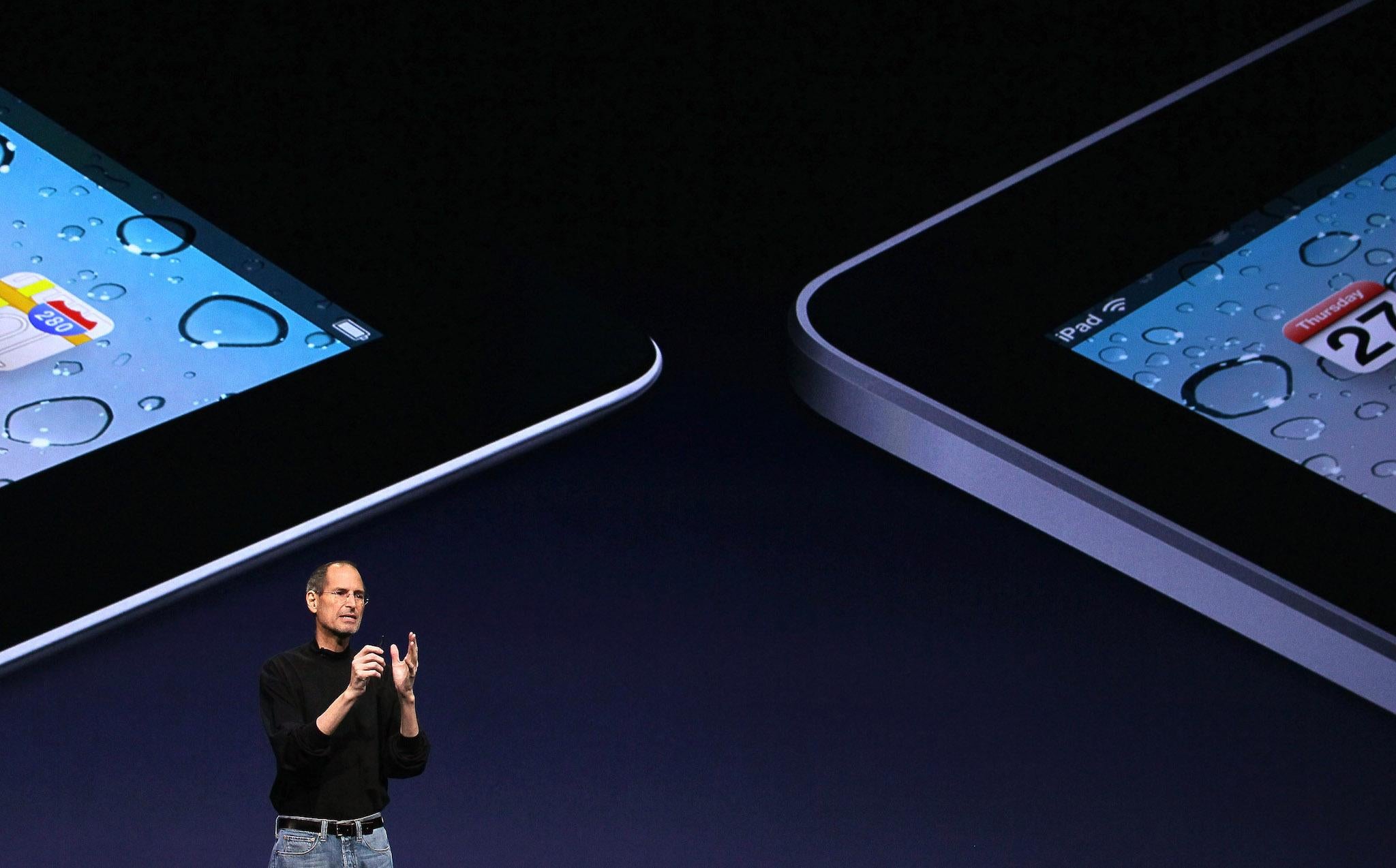 Apple CEO Steve Jobs announces the new iPad 2 during an Apple Special event on March 2, 2011 in San Francisco, California